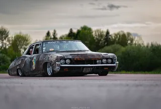Fotografering av rat rod på Small Lake Run i Ovanåker, Hälsingland